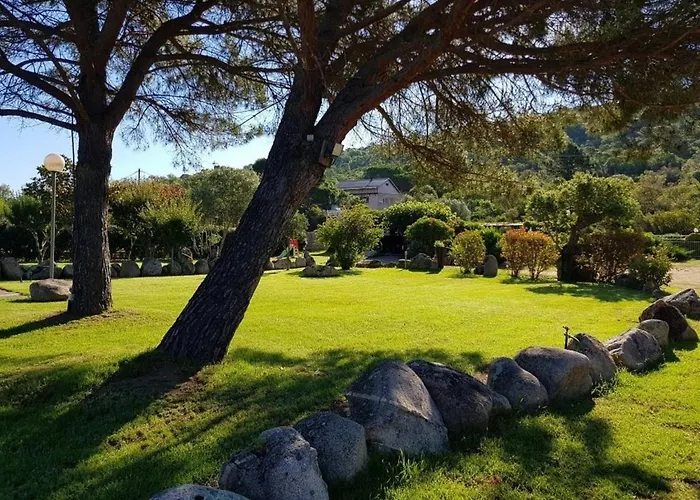 Penzion Les Jardins De Santa Giulia - Charmante Dhte 2 3*