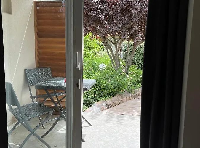 Les Jardins De Santa Giulia - Charmante Dhte 2 Penzion 3*